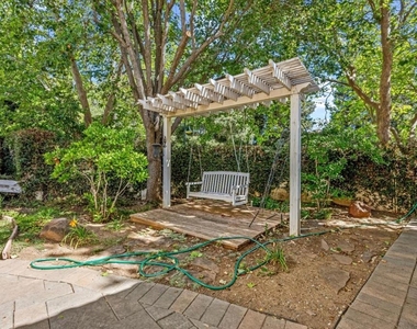 939 Skip Away Court - Photo Thumbnail 36