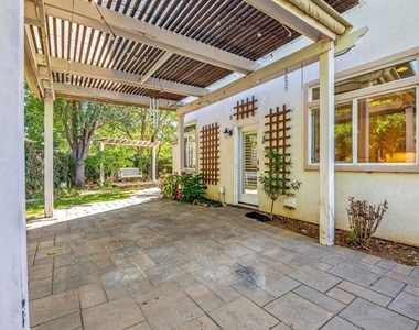 939 Skip Away Court - Photo Thumbnail 33