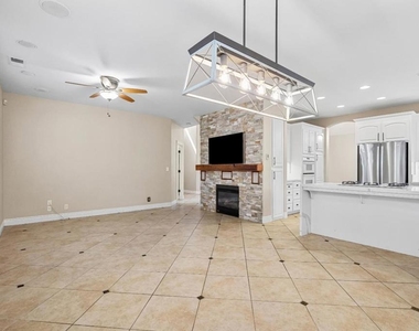 939 Skip Away Court - Photo Thumbnail 12