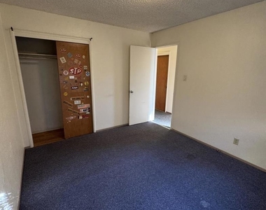 2859 Foskett Ave - Photo Thumbnail 15