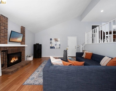 1431 Huston Rd - Photo Thumbnail 10