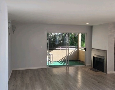 1200 S Shenandoah Street - Photo Thumbnail 12