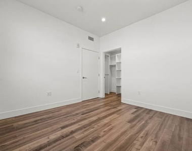 1215 S Bedford Street - Photo Thumbnail 14