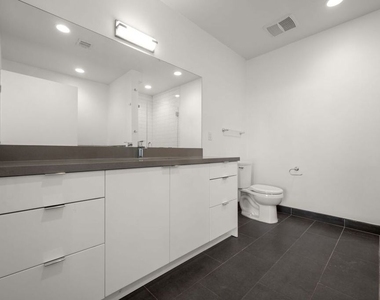 1215 S Bedford Street - Photo Thumbnail 8