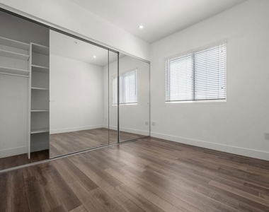 1215 S Bedford Street - Photo Thumbnail 11