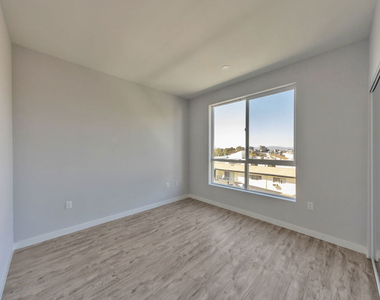 5506 Thornburn Street - Photo Thumbnail 11