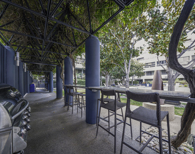 880 W 1st Street - Photo Thumbnail 30