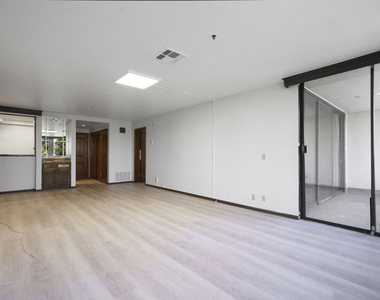 880 W 1st Street - Photo Thumbnail 10