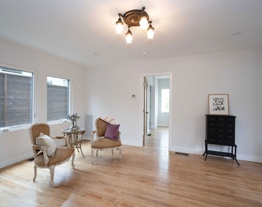 1365 1/2 Maltman Avenue - Photo Thumbnail 2