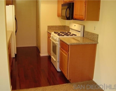 9342 Twintrails - Photo Thumbnail 7