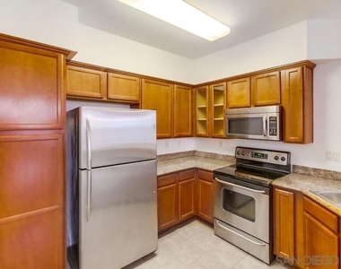 3850 Elijah Ct - Photo Thumbnail 24