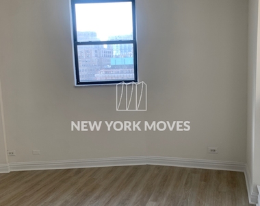 West 34th Street - Photo Thumbnail 7