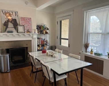 1100 Beacon St - Photo Thumbnail 3