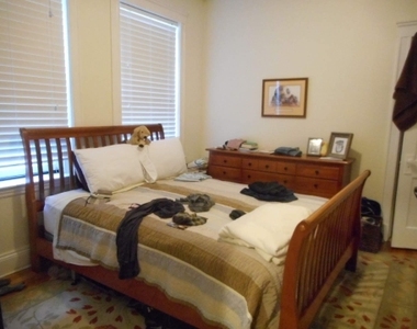 1600 Commonwealth Ave - Photo Thumbnail 1