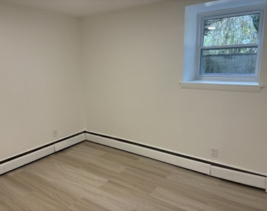 50 Gorham Ave - Photo Thumbnail 4