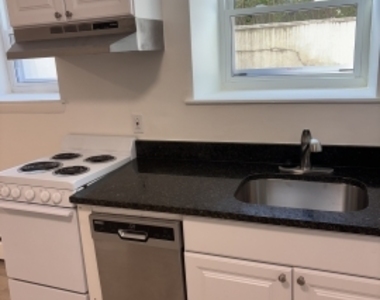 50 Gorham Ave - Photo Thumbnail 7