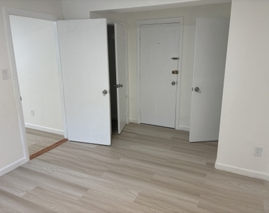 50 Gorham Ave - Photo Thumbnail 5