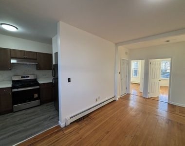 1400 Commonwealth Ave - Photo Thumbnail 3
