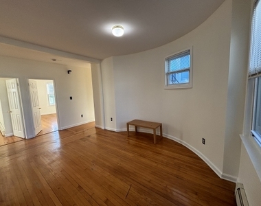 1400 Commonwealth Ave - Photo Thumbnail 2
