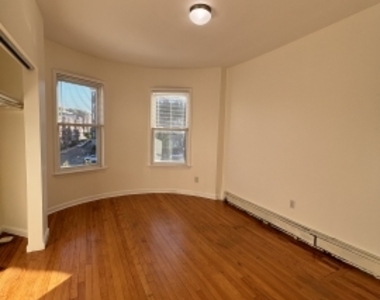 1400 Commonwealth Ave - Photo Thumbnail 18