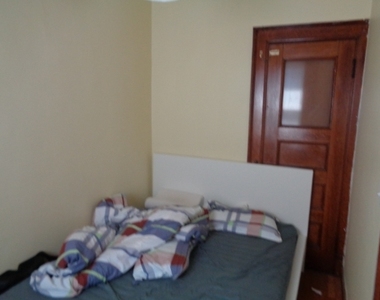 850 Beacon St - Photo Thumbnail 4