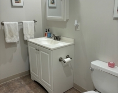 1100 Beacon St - Photo Thumbnail 22