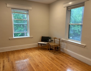 1100 Beacon St - Photo Thumbnail 7