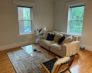1100 Beacon St - Photo Thumbnail 8