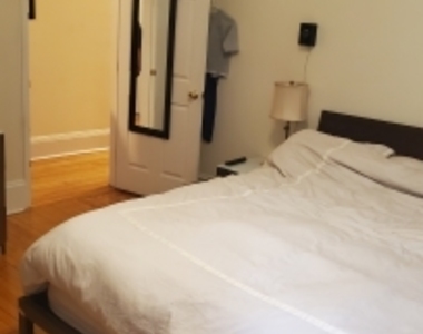 1100 Beacon St - Photo Thumbnail 11