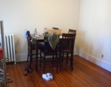 275 Aspinwall Ave - Photo Thumbnail 10