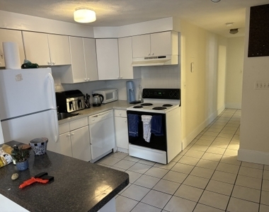 500 Park Dr - Photo Thumbnail 3