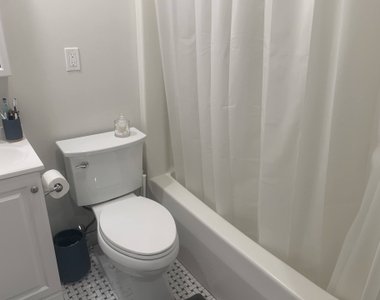 1100 Beacon St - Photo Thumbnail 4