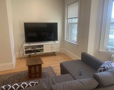 1100 Beacon St - Photo Thumbnail 2