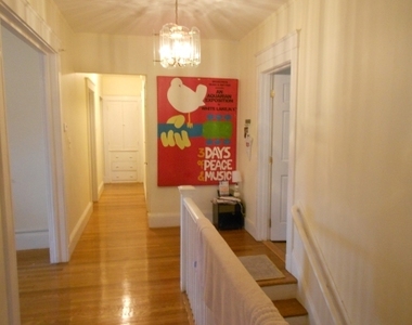 100 Winchester St - Photo Thumbnail 7