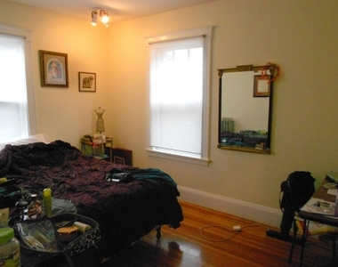 100 Winchester St - Photo Thumbnail 4