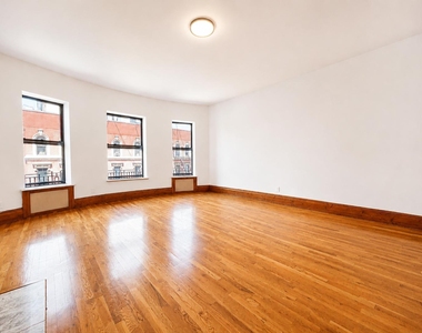 302 West 107th Street - Photo Thumbnail 1