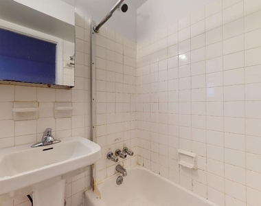 East 73 Street - Photo Thumbnail 5