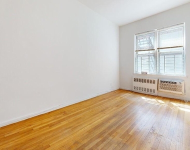 East 88 Street - Photo Thumbnail 1
