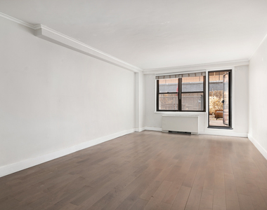 7 E 14th St - Photo Thumbnail 1