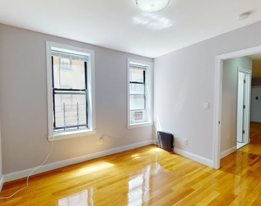 1795 Riverside Drive - Photo Thumbnail 10