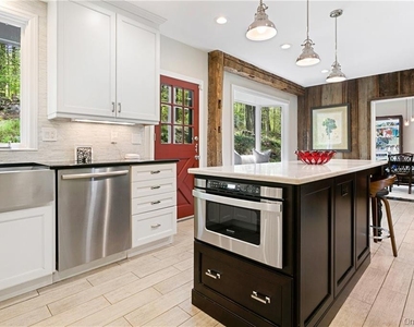 21 Beech Hill Lane - Photo Thumbnail 7