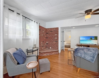 839 Pond View Road - Photo Thumbnail 10