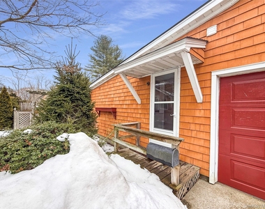 839 Pond View Road - Photo Thumbnail 16