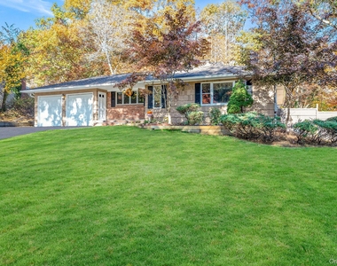 23 Princeton Drive - Photo Thumbnail 3