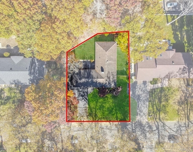 23 Princeton Drive - Photo Thumbnail 36