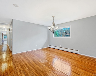 23 Princeton Drive - Photo Thumbnail 12