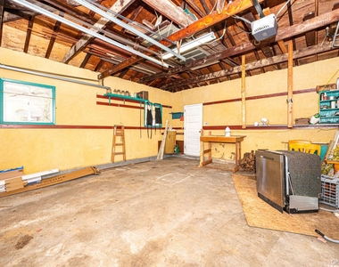 23 Princeton Drive - Photo Thumbnail 34