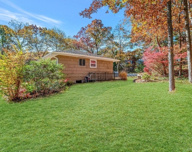 23 Princeton Drive - Photo Thumbnail 9
