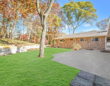 23 Princeton Drive - Photo Thumbnail 5