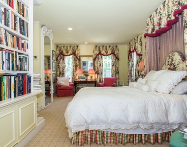 375 Hill Street - Photo Thumbnail 11